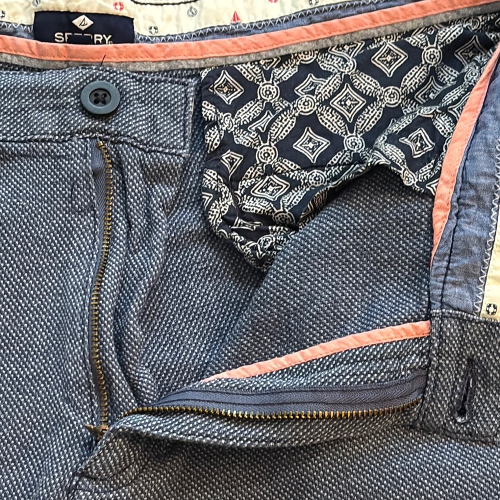 Sperry Men’s Size 36 Twill Blue Flat Front Shorts for Casual Style - Picture 12 of 14